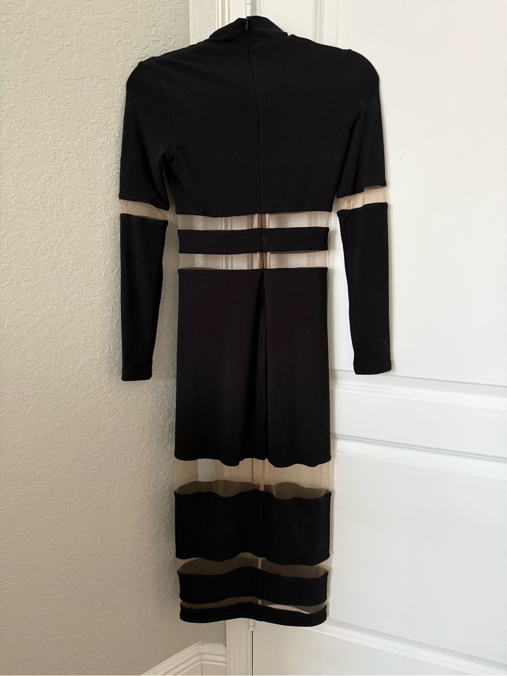 JLUXLABEL Black & Beige Long-Sleeve Sheer-Striped Midi Dress NEW WITH TAGS - Picture 3 of 3